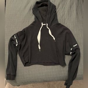 Mandi Crop Hoodie PTULA